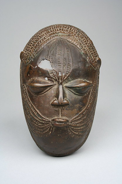 Lidded Vessel: Face
